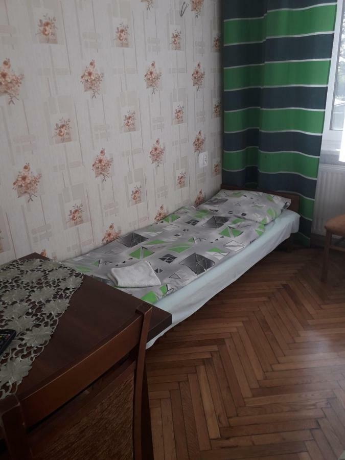 Hostel Noclegi Chorzów Esterno foto